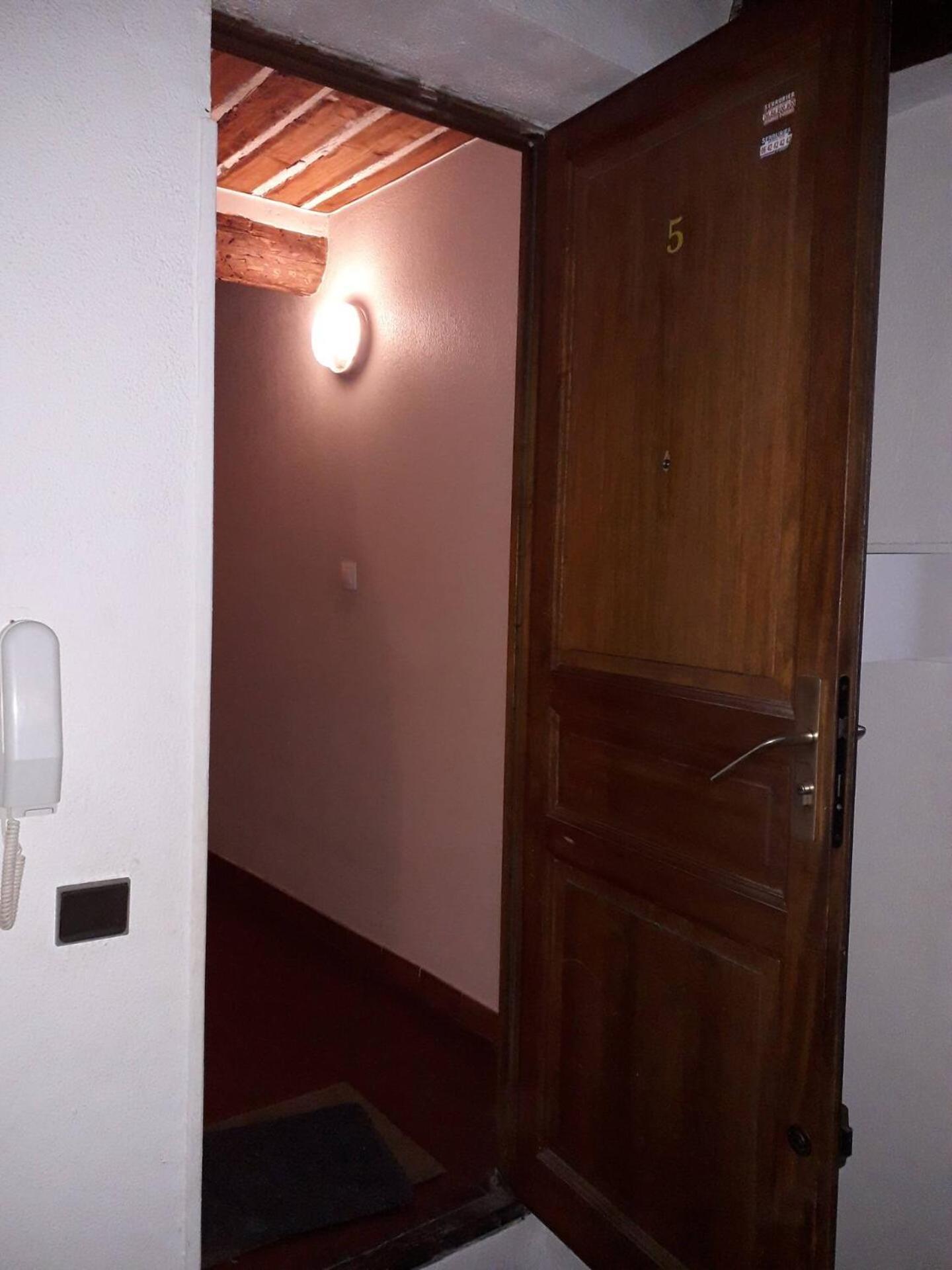 Studio, Aix Centre Historique آيكس أومبروفينس المظهر الخارجي الصورة